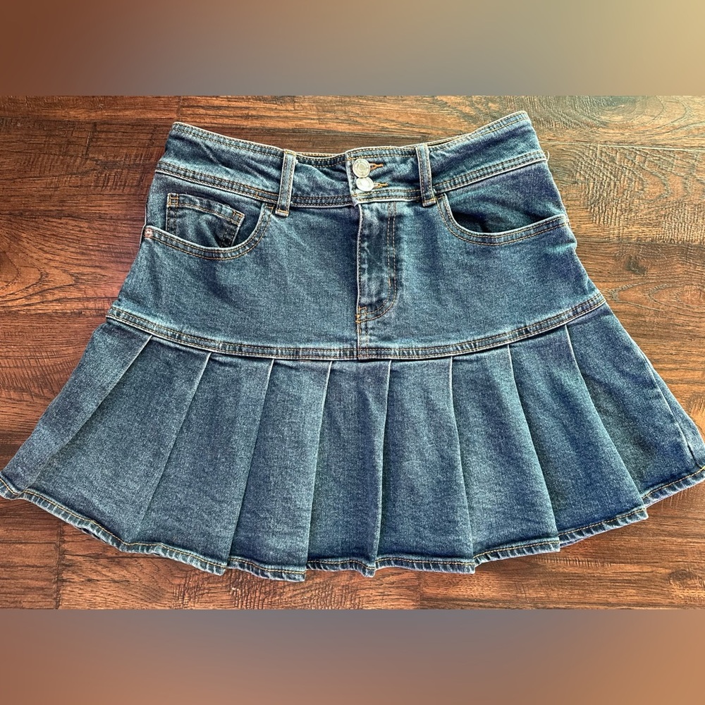 Wild Fable Blue mini Denim Skirt 2 buttons & zipper 6 excellent cowgirl wear